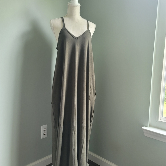 Maxi Dress - Picture 2 of 6